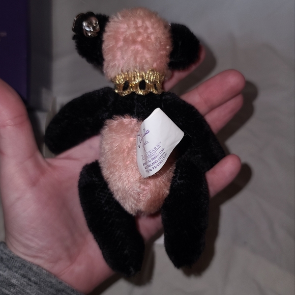 Annette Funicello Bear "Charlotte" in Original Box w/ COA - Picture 6 of 7